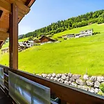 Apartman Tuertscher 2 *
