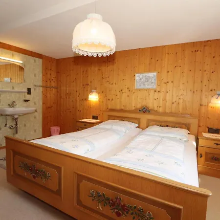 Tuertscher 2 Apartment Sonntag